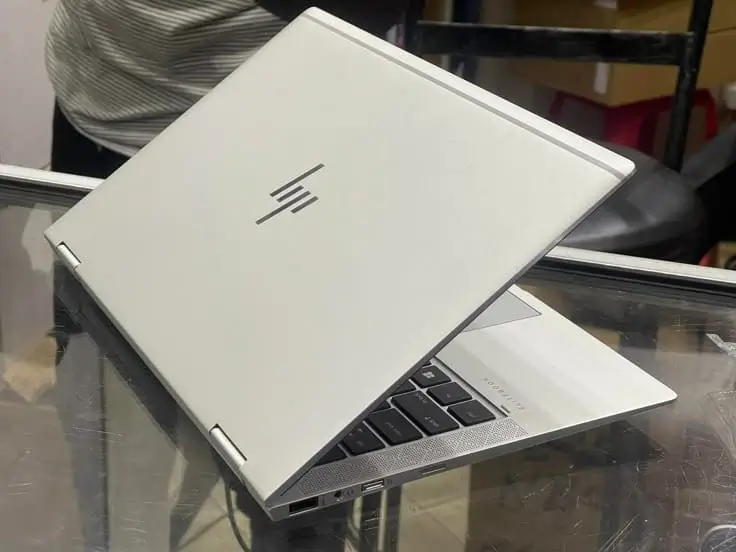 HP Elitebook 840